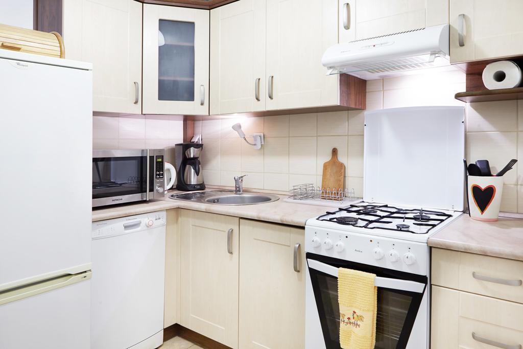 Lovely Garden Flat Near Royal Park Varsavia Camera foto
